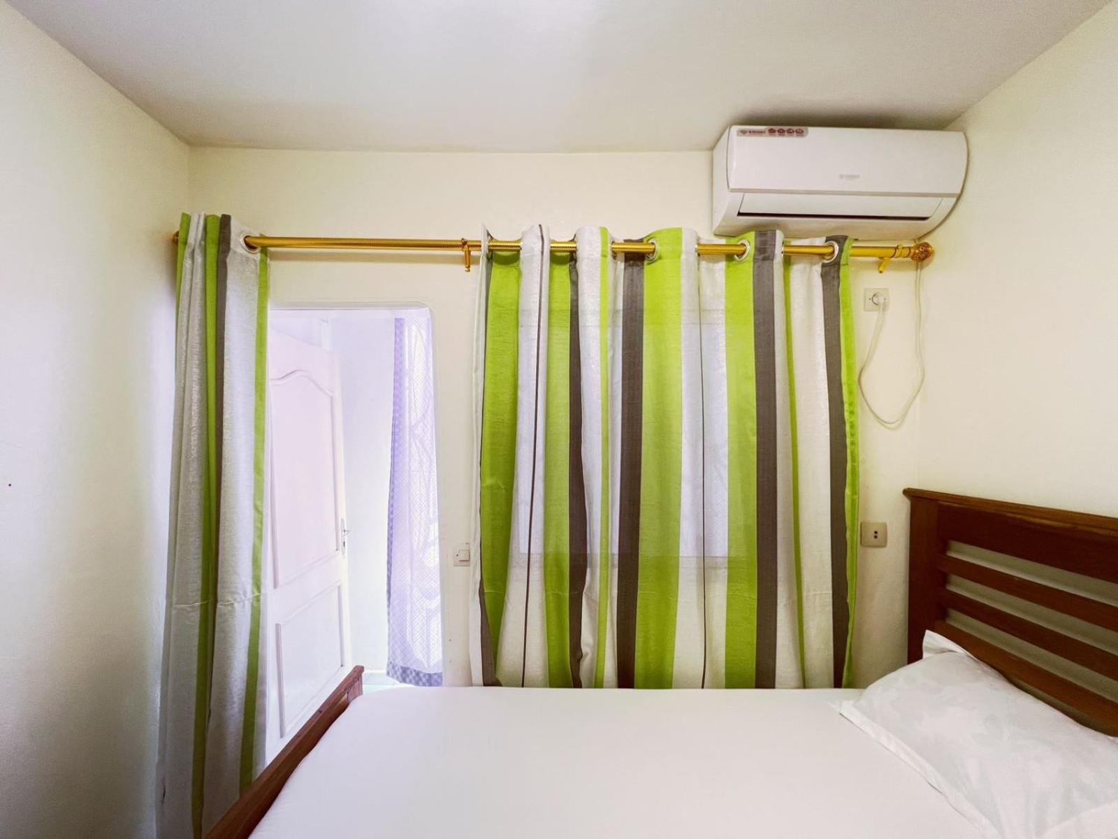 Residence Kane Diallo- Appartements Elegants Et Centraux A Dakar Extérieur photo