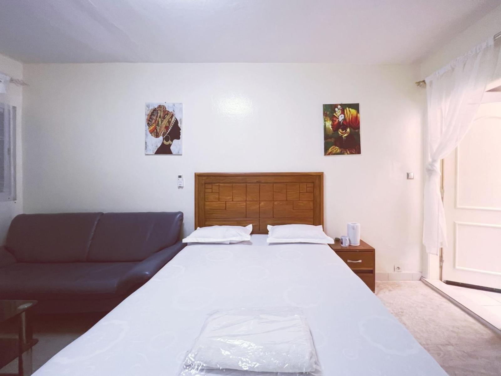 Residence Kane Diallo- Appartements Elegants Et Centraux A Dakar Extérieur photo