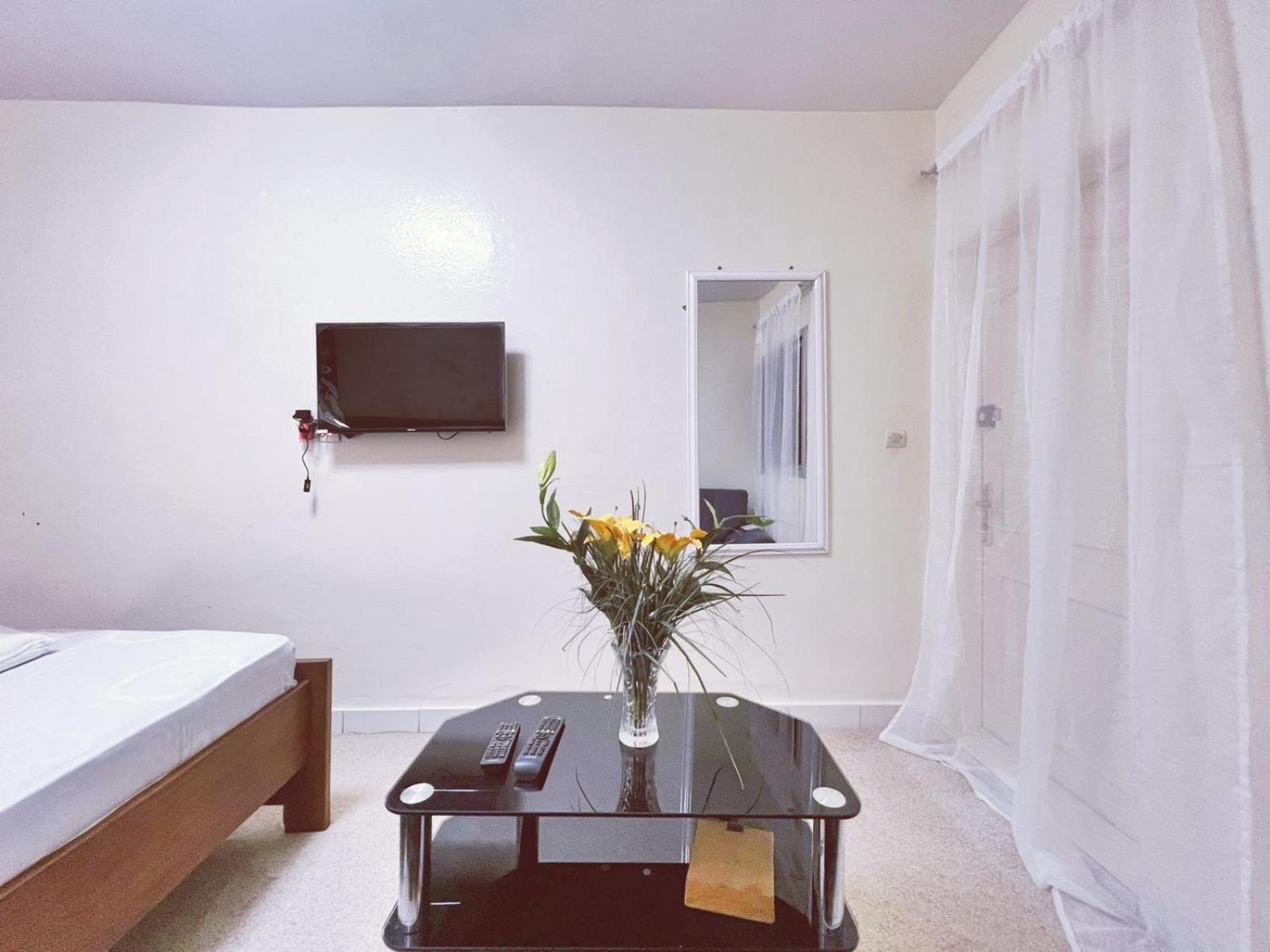 Residence Kane Diallo- Appartements Elegants Et Centraux A Dakar Extérieur photo